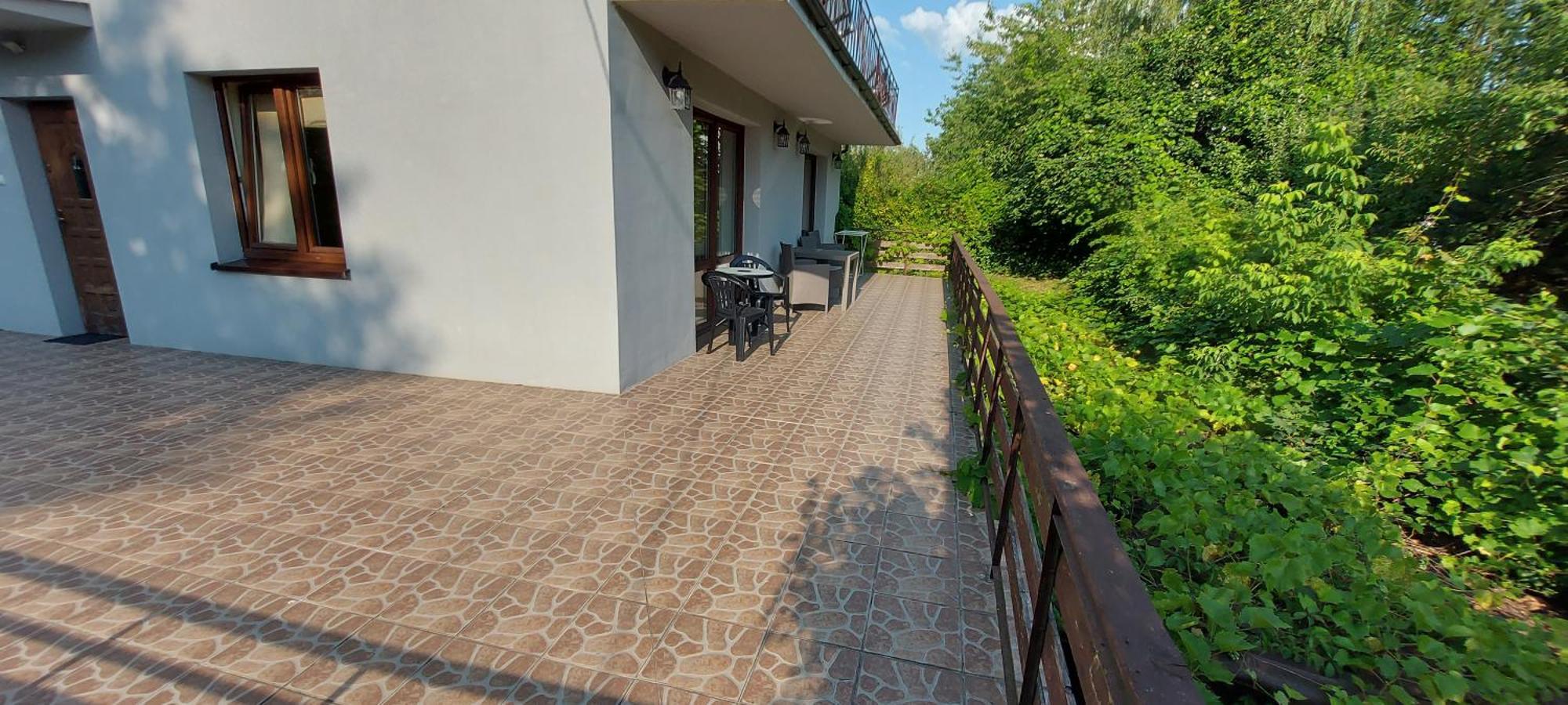 Pokoje Goscinne Stokrotka Naleczow Exterior photo